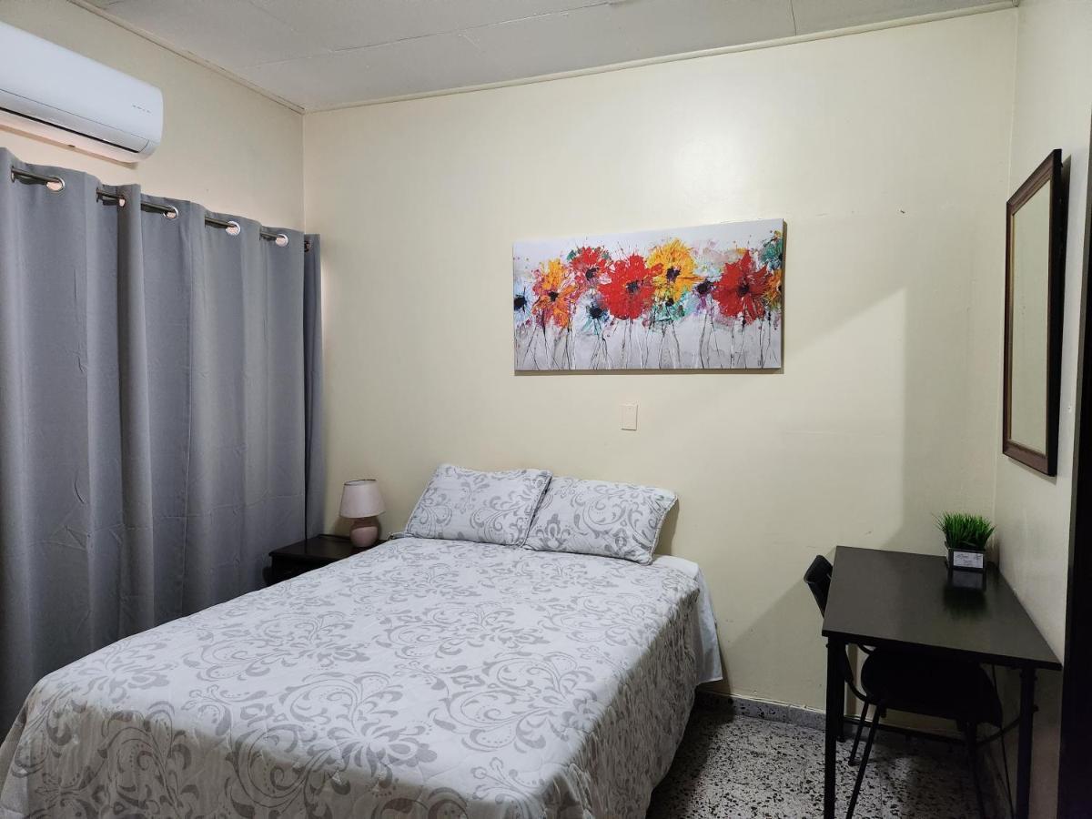 Casa Altamira Otel San Pedro Sula Dış mekan fotoğraf